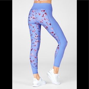 Fabletics x Madelaine Petsch Floral Powerhold Leggings